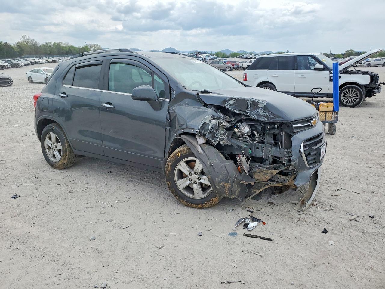 2017 CHEVROLET TRAX 1LT photo 10