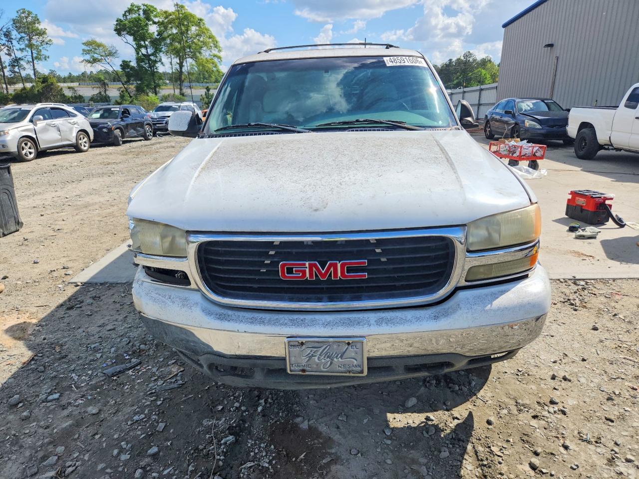 2002 GMC YUKON photo 5