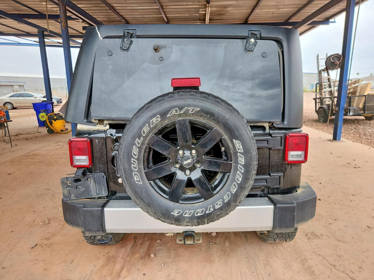 2015 JEEP WRANGLER UNLIMITED SAHARA photo 16