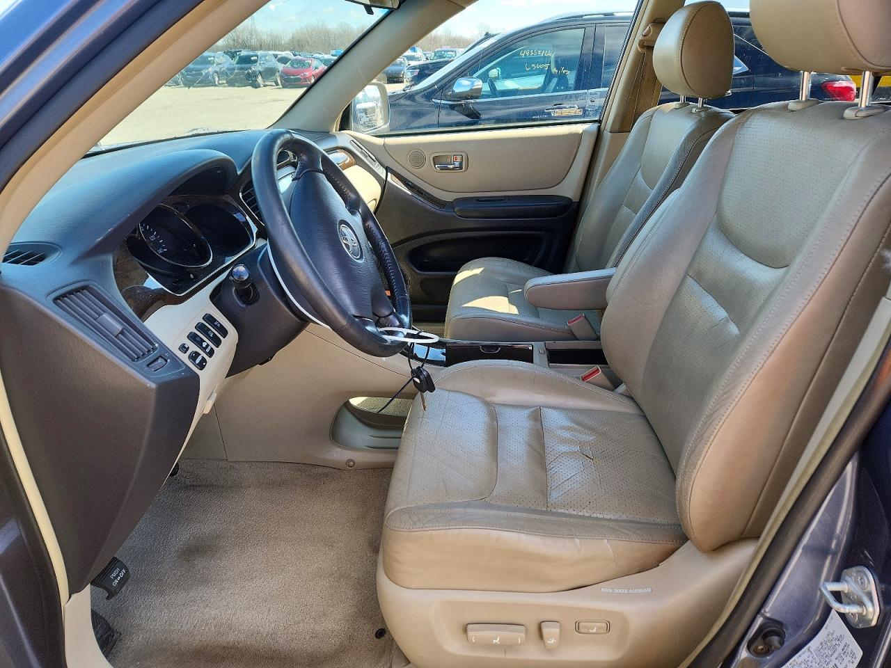 2003 TOYOTA HIGHLANDER LIMITED photo 19