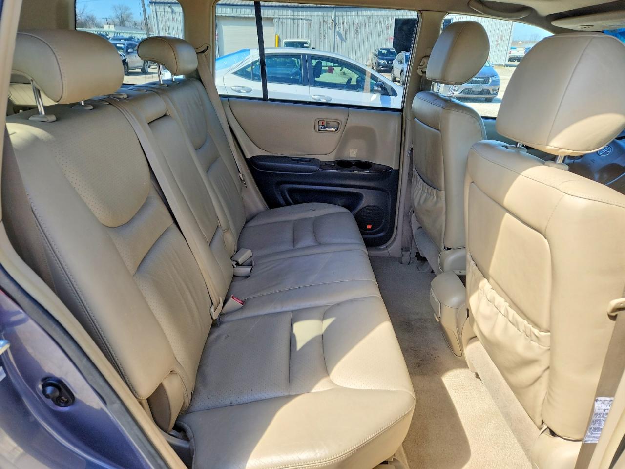 2003 TOYOTA HIGHLANDER LIMITED photo 31