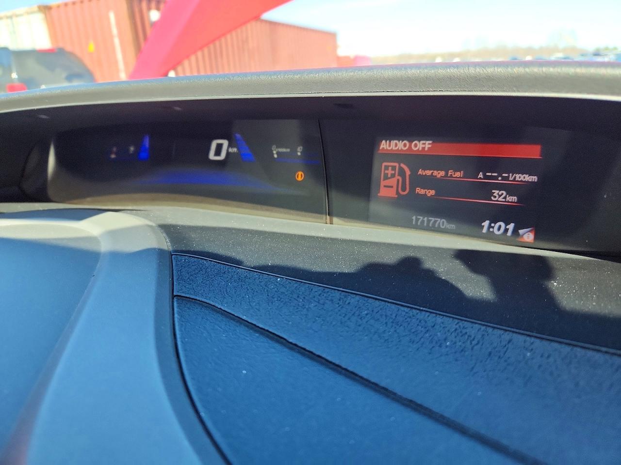 2012 HONDA CIVIC LX photo 25