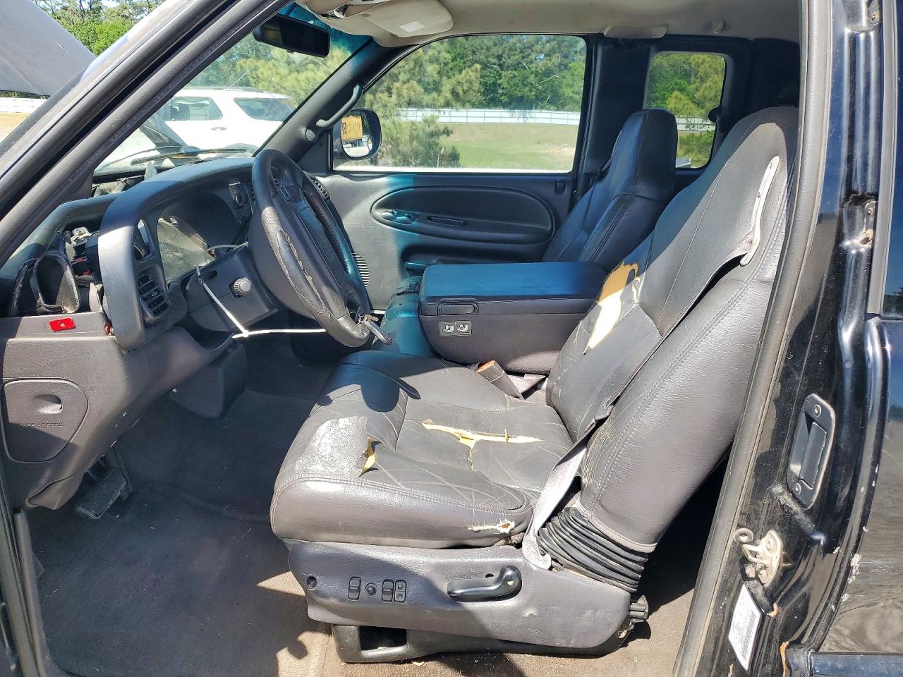 2001 DODGE RAM 1500 photo 13