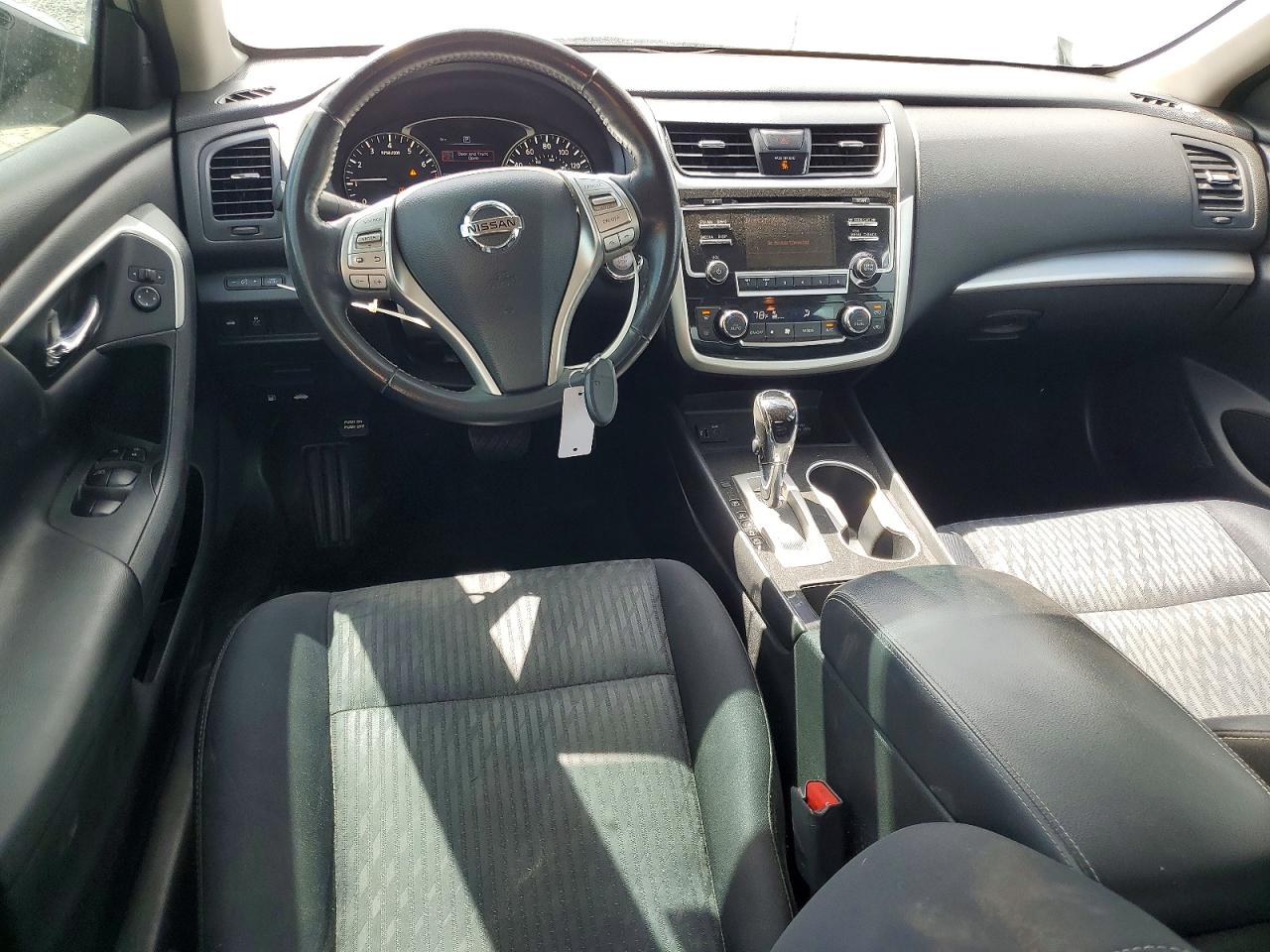 2018 NISSAN ALTIMA 2.5 SV photo 15