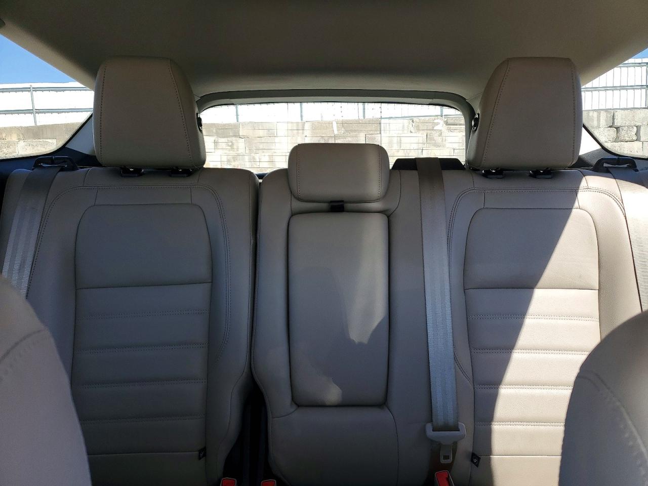 2017 FORD ESCAPE TITANIUM photo 19