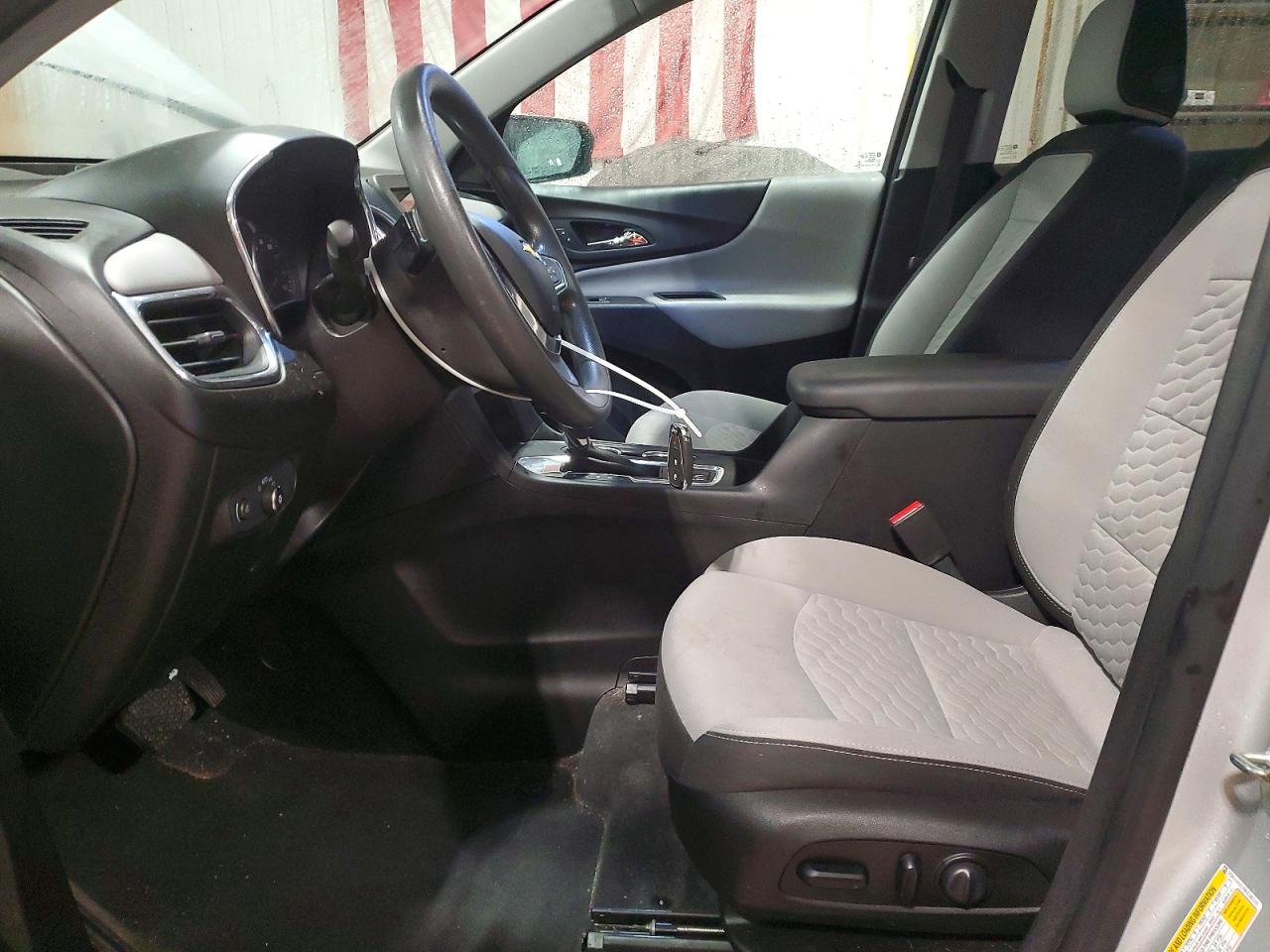2019 CHEVROLET EQUINOX LT photo 13