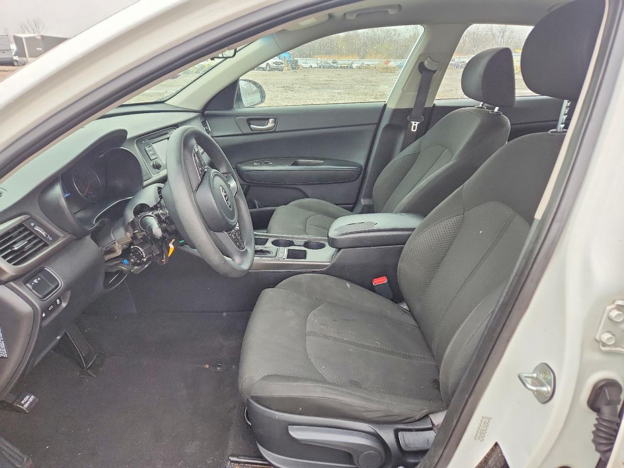 2016 KIA OPTIMA LX photo 13