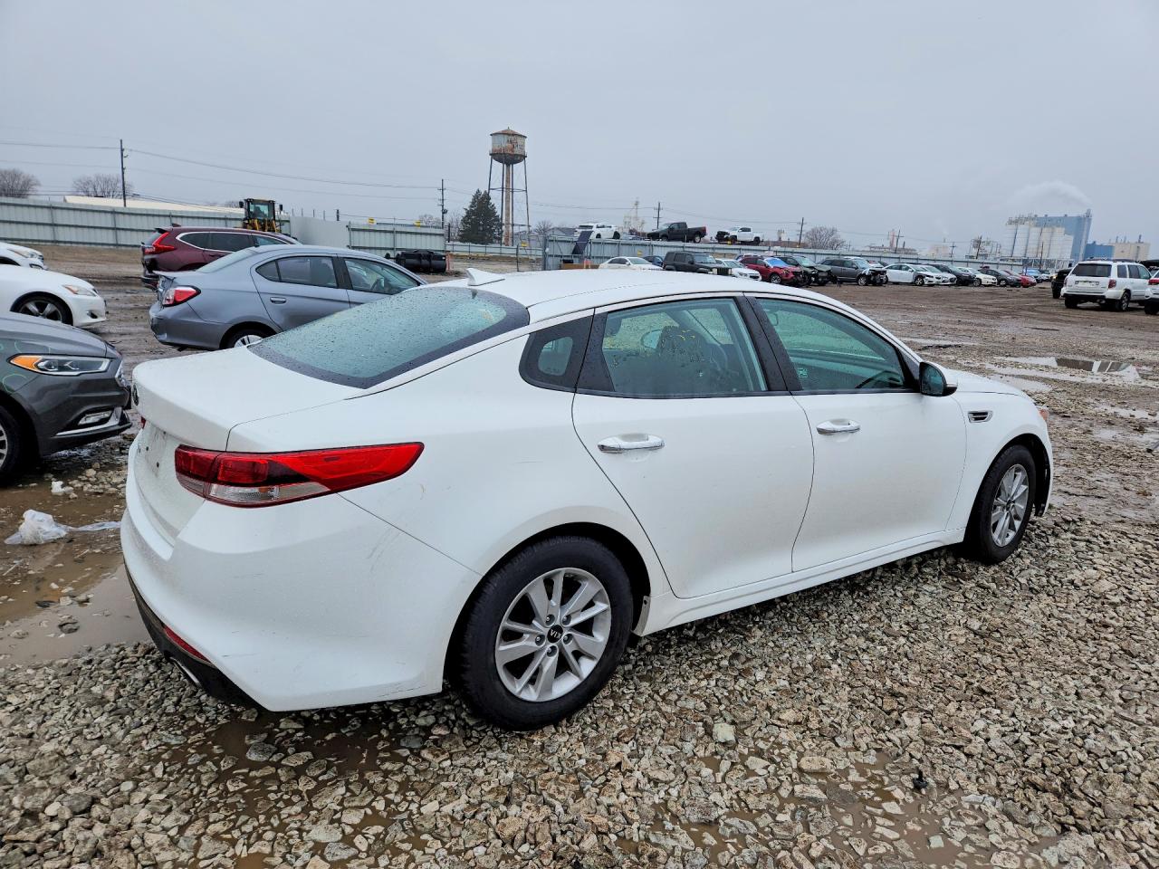 2016 KIA OPTIMA LX photo 5