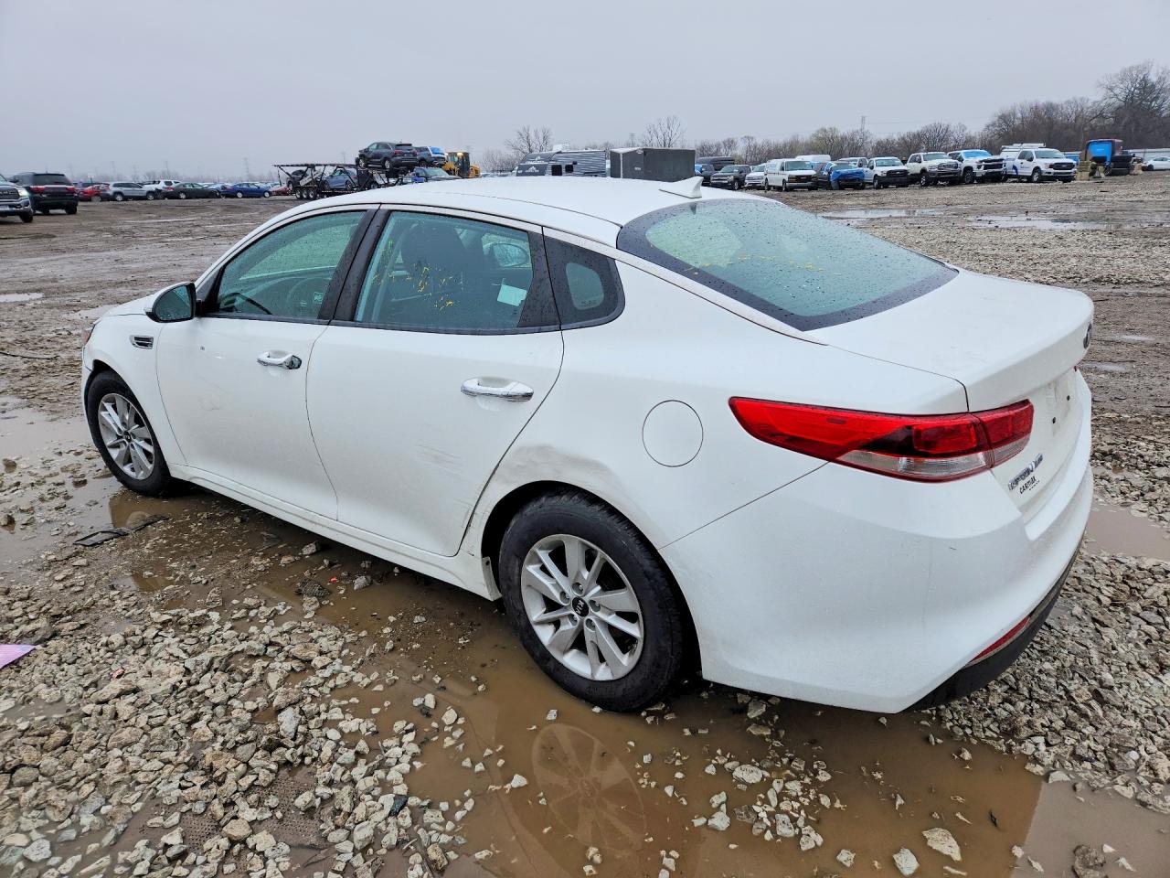 2016 KIA OPTIMA LX photo 3