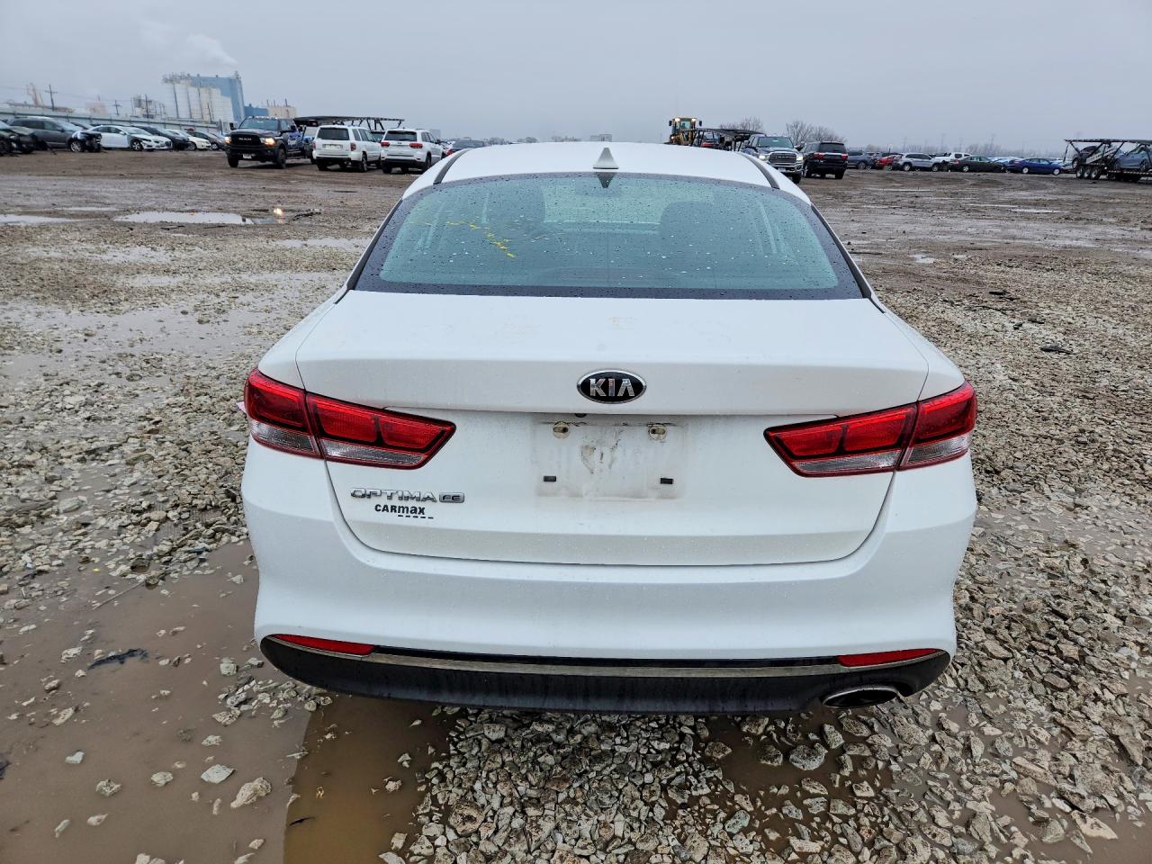 2016 KIA OPTIMA LX photo 11
