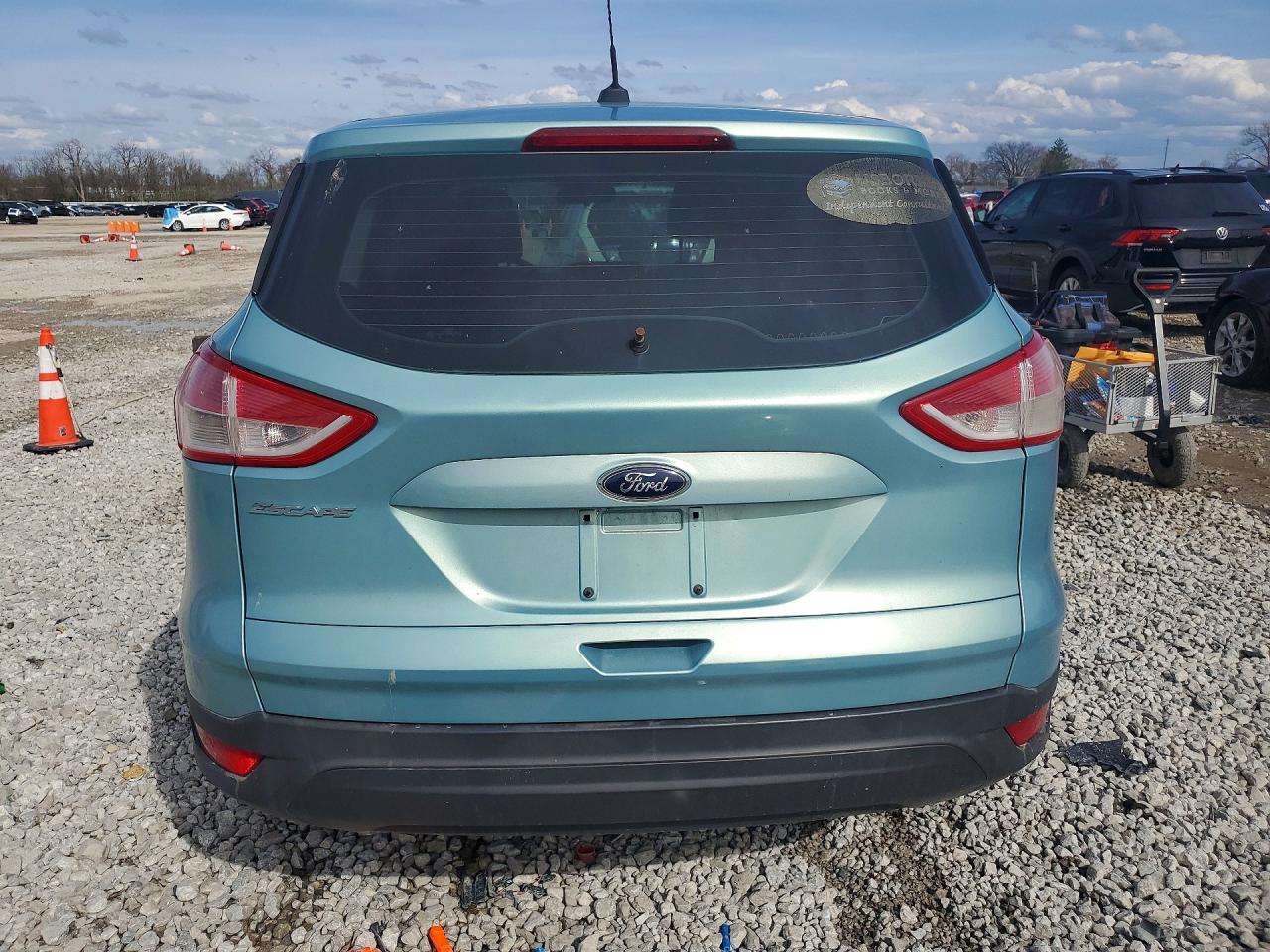 2013 FORD ESCAPE S photo 6