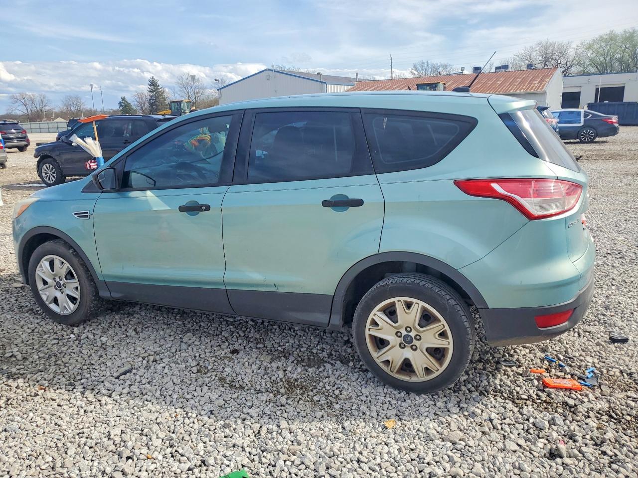 2013 FORD ESCAPE S photo 2