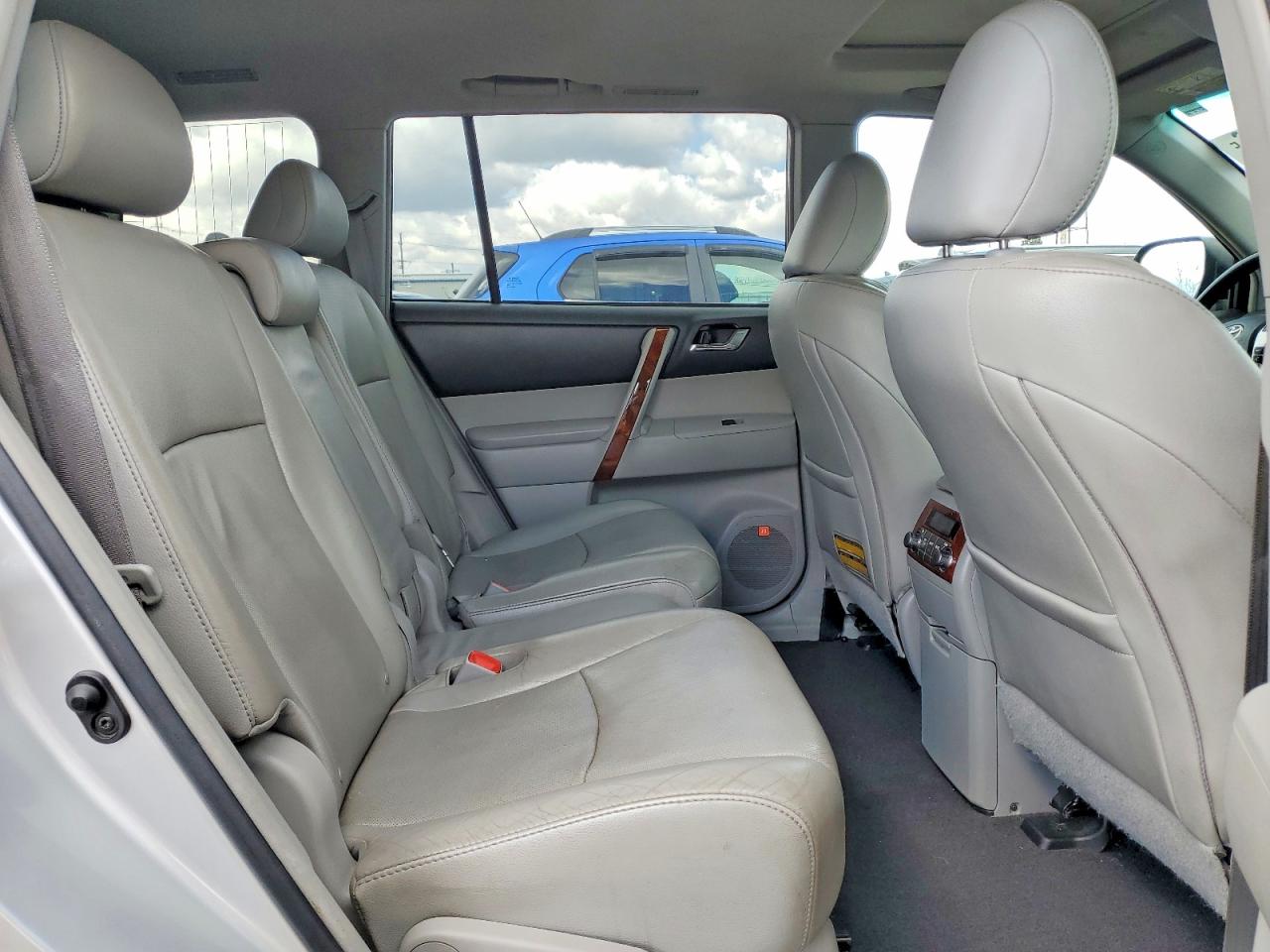 2012 TOYOTA HIGHLANDER LIMITED photo 21