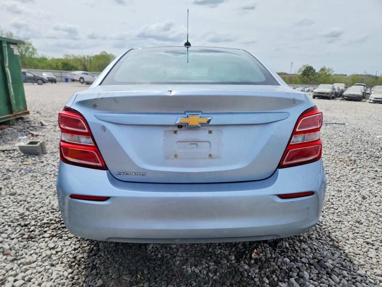 2017 CHEVROLET SONIC LS photo 11