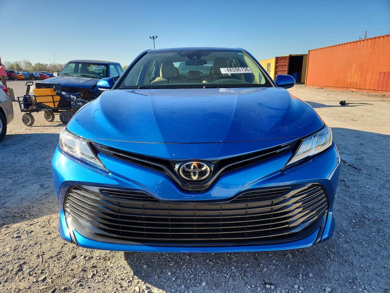 2019 TOYOTA CAMRY LE photo 9
