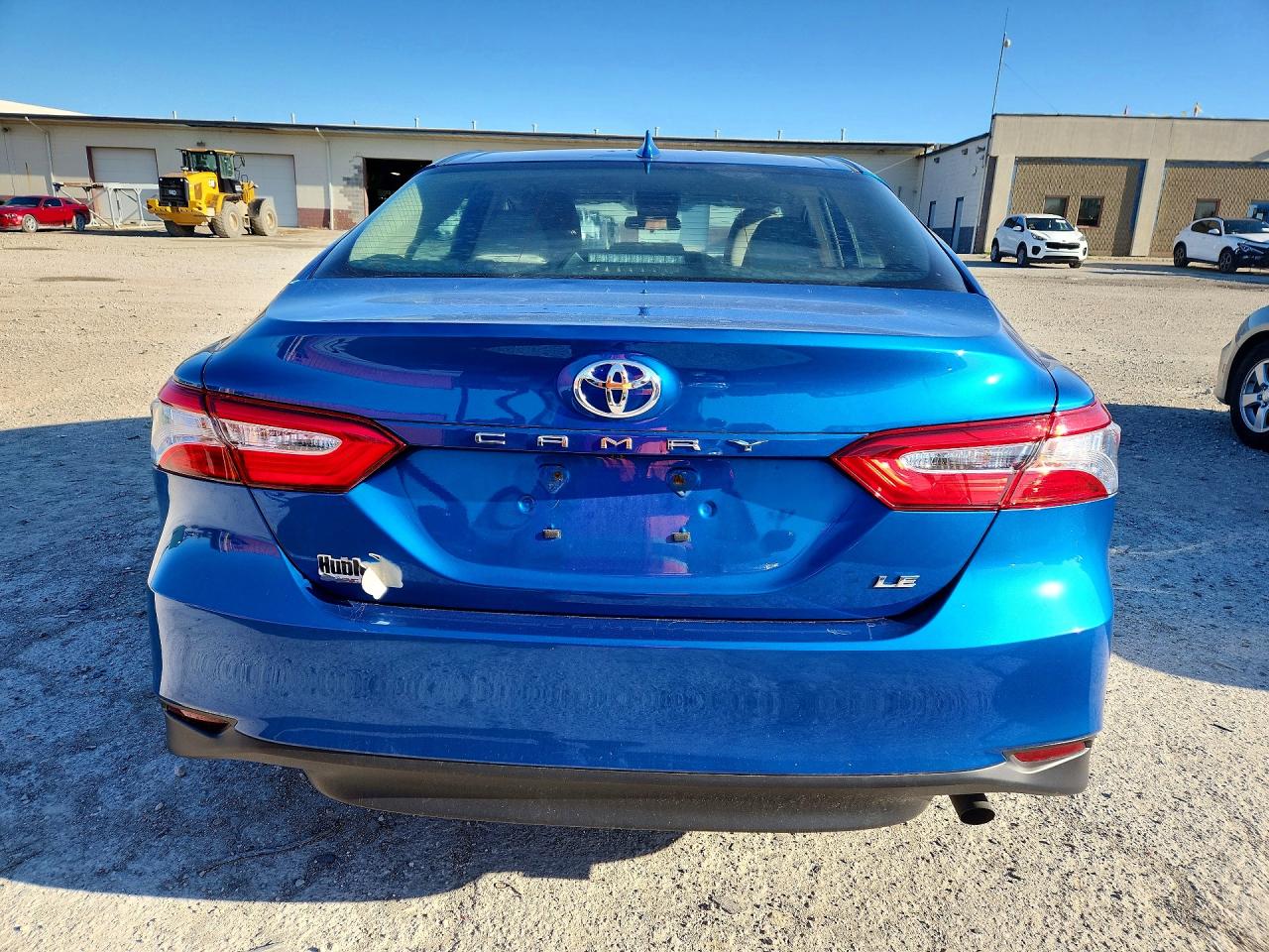 2019 TOYOTA CAMRY LE photo 11