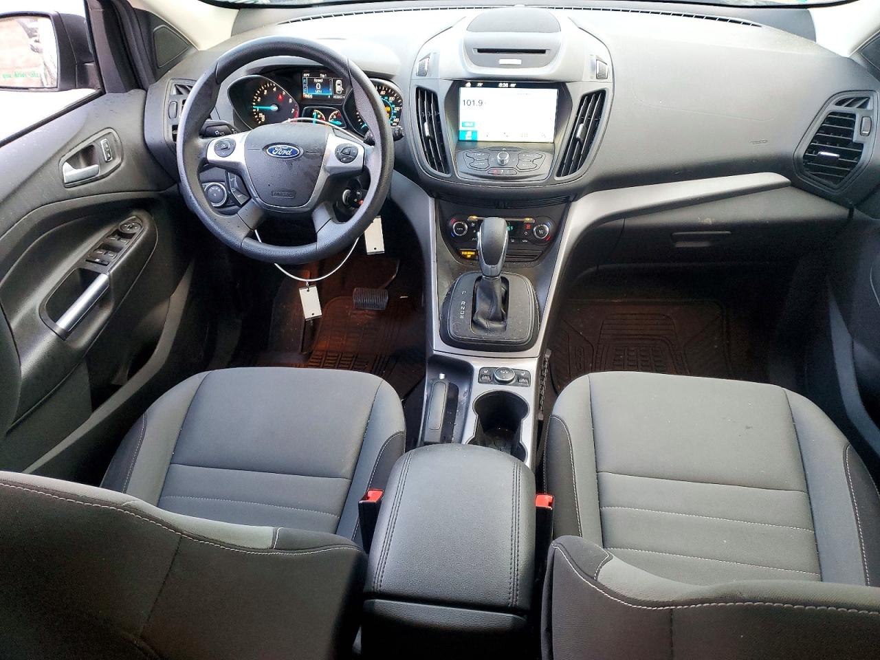 2016 FORD ESCAPE SE photo 15