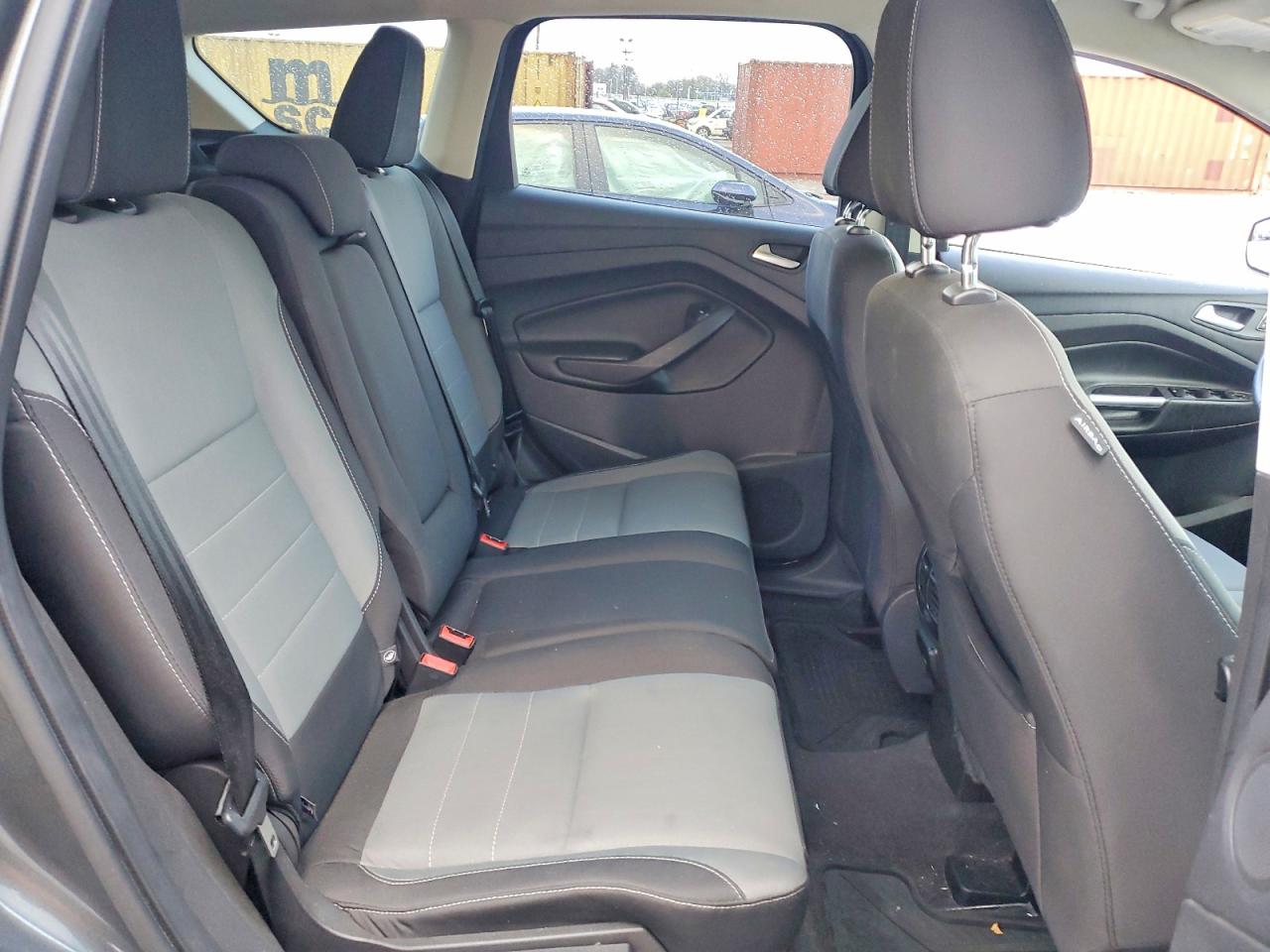 2016 FORD ESCAPE SE photo 21