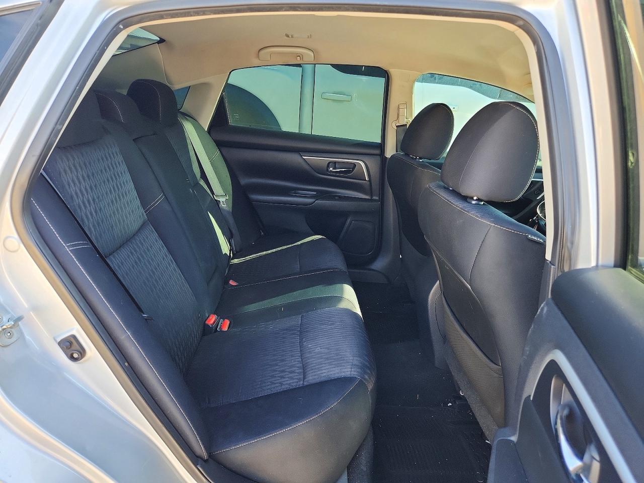 2017 NISSAN ALTIMA 2.5 SV photo 28