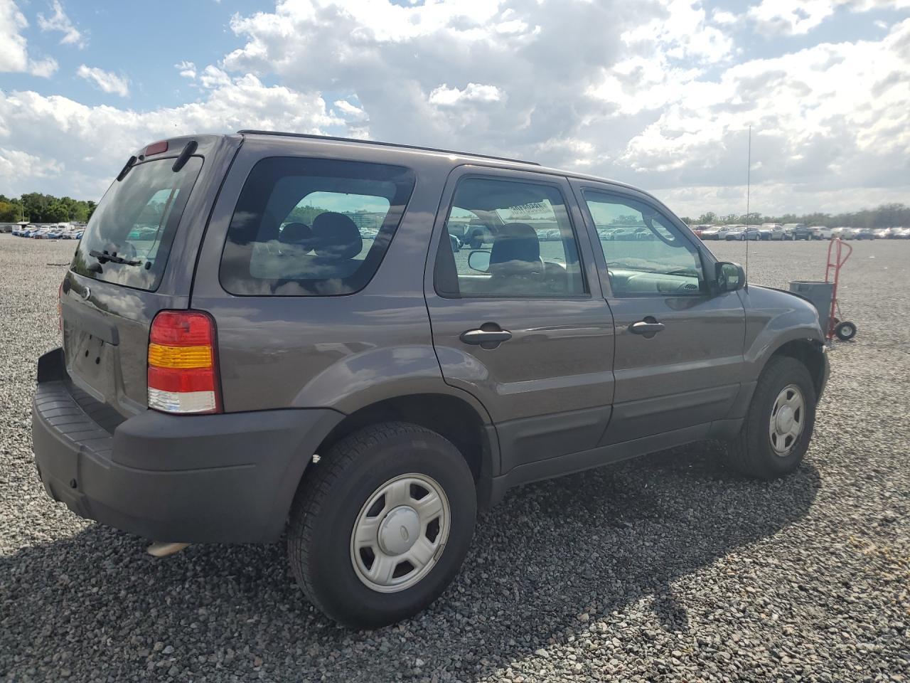 2006 FORD ESCAPE XLS photo 5