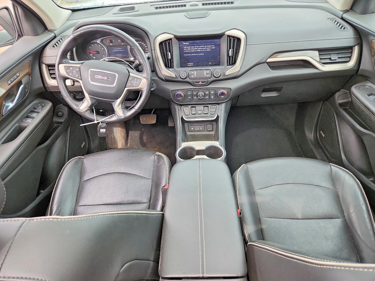 2020 GMC TERRAIN DENALI photo 22