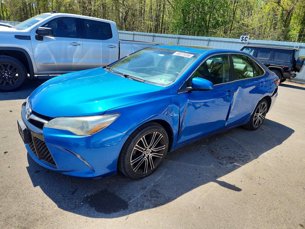 2016 TOYOTA CAMRY