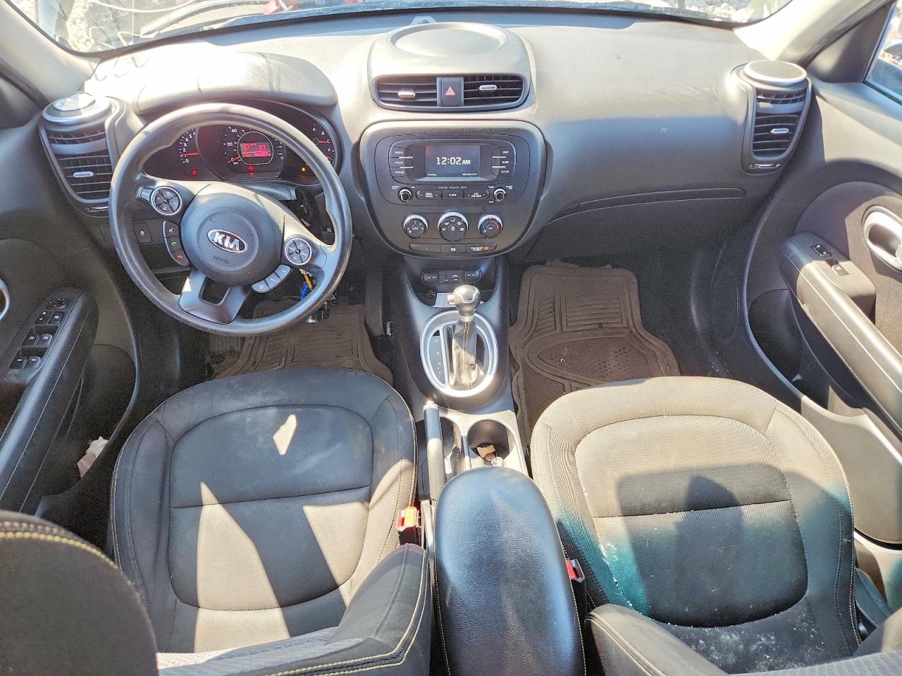 2016 KIA SOUL + photo 15