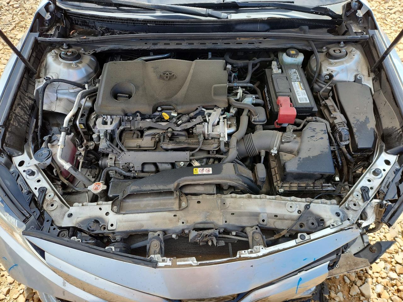 2018 TOYOTA CAMRY LE photo 11