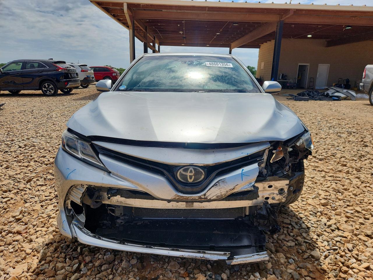 2018 TOYOTA CAMRY LE photo 5