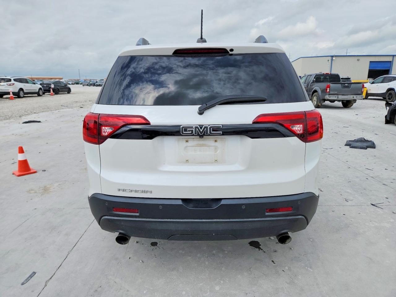 2019 GMC ACADIA SLT-1 photo 11