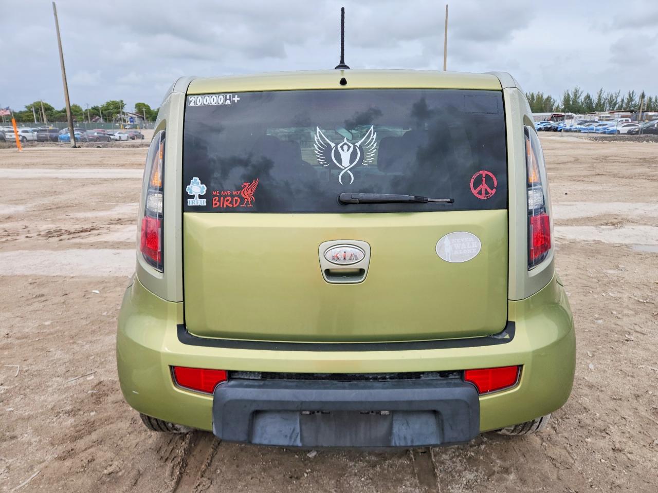 2011 KIA SOUL + photo 11
