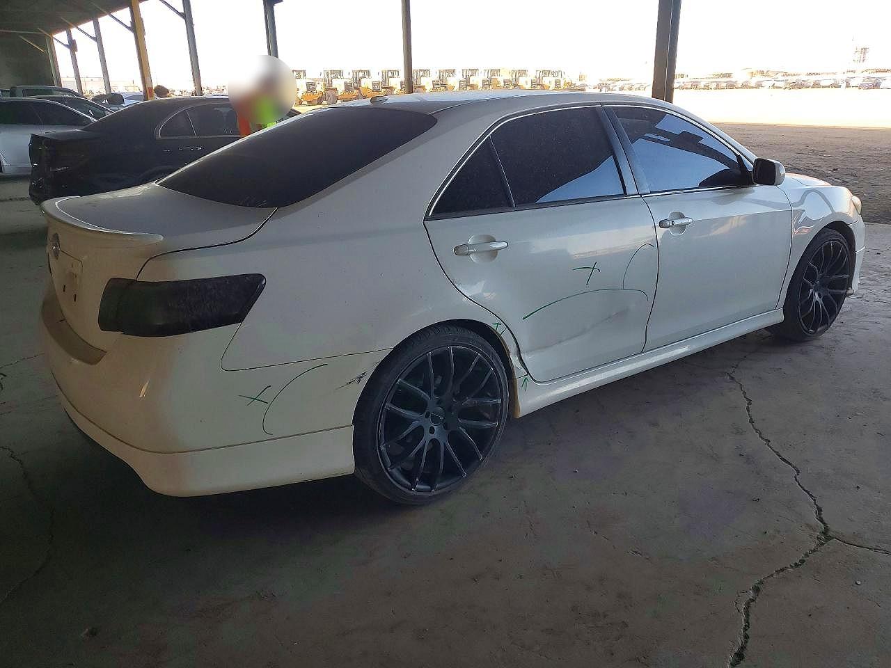 2011 TOYOTA CAMRY SE V6 photo 5