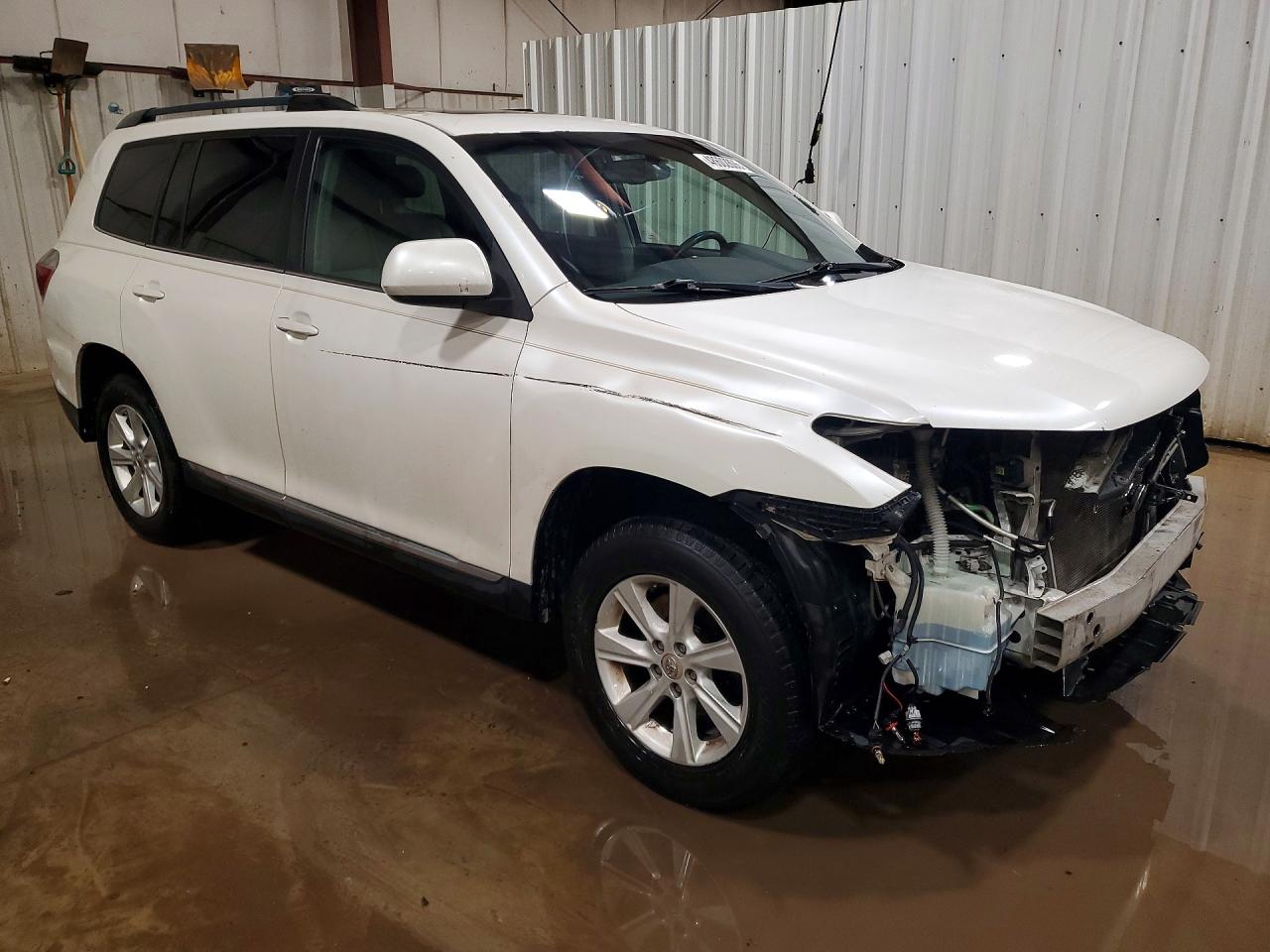 2013 TOYOTA HIGHLANDER SE photo 7