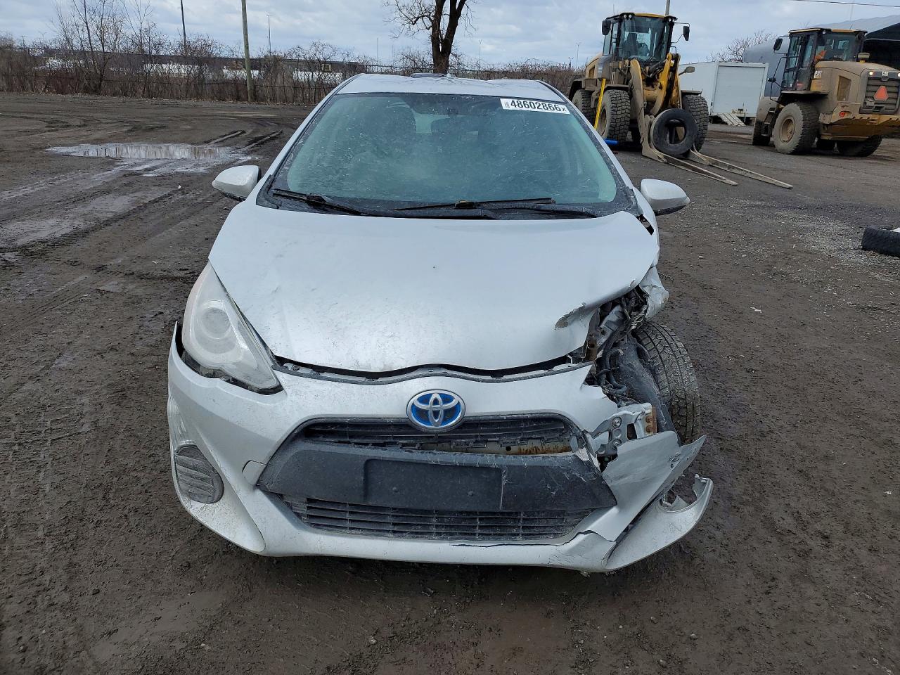 2016 TOYOTA PRIUS C ONE photo 5
