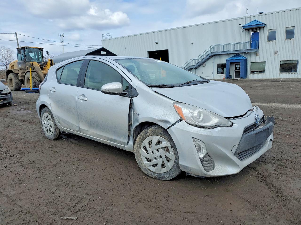 2016 TOYOTA PRIUS C ONE photo 4