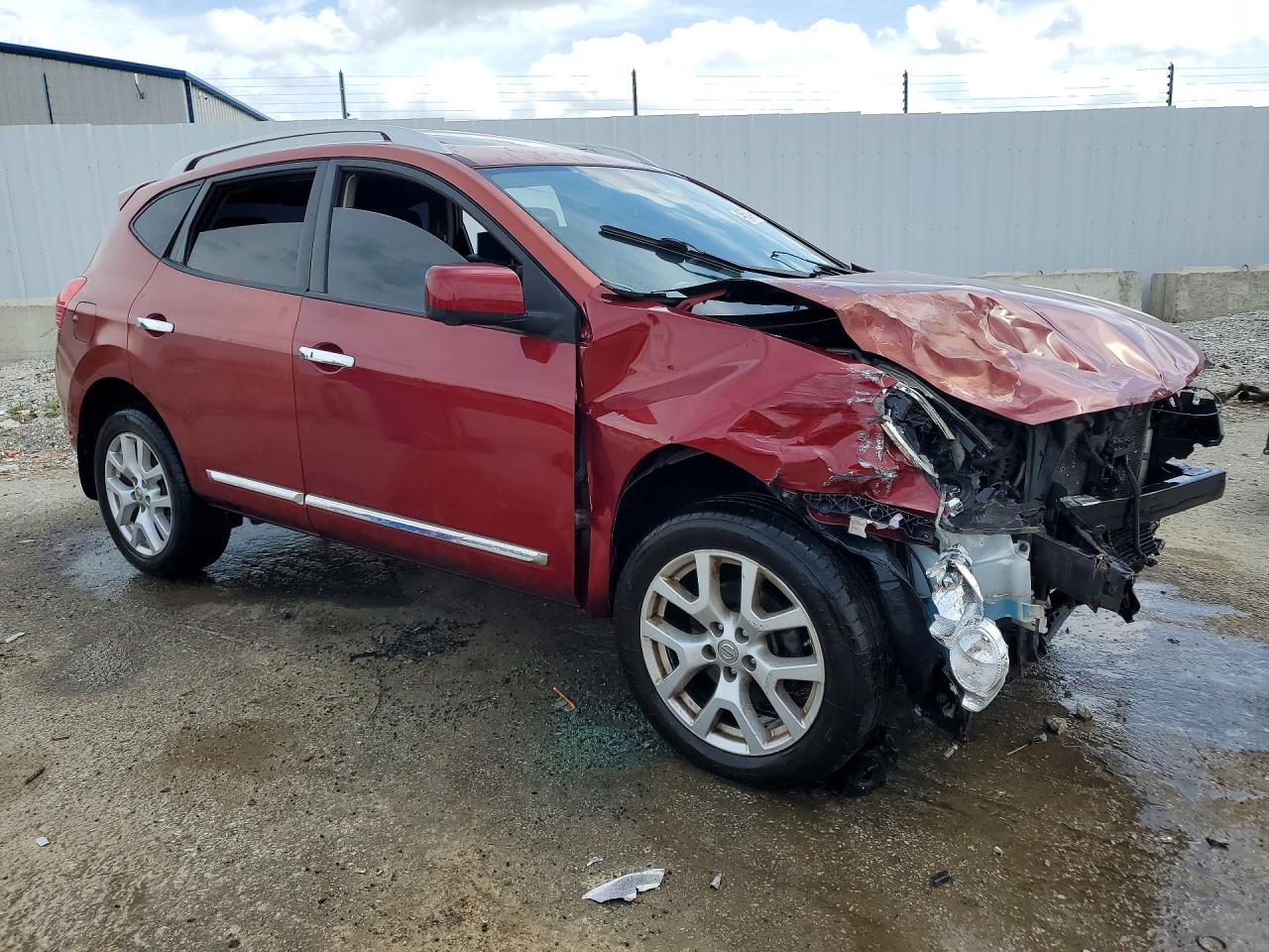 2013 NISSAN ROGUE S photo 7