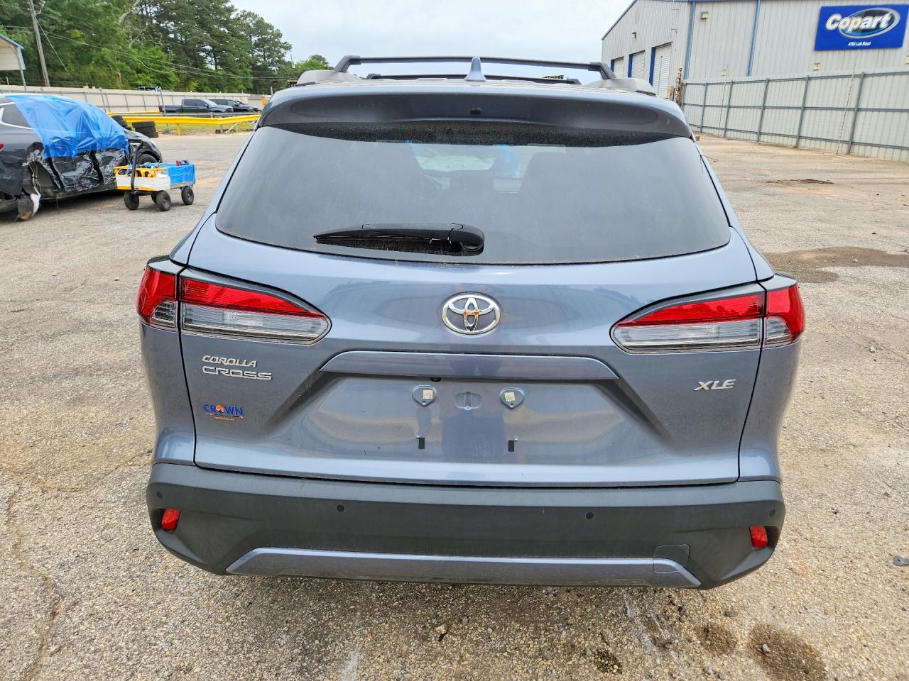 2022 TOYOTA COROLLA CROSS XLE photo 16