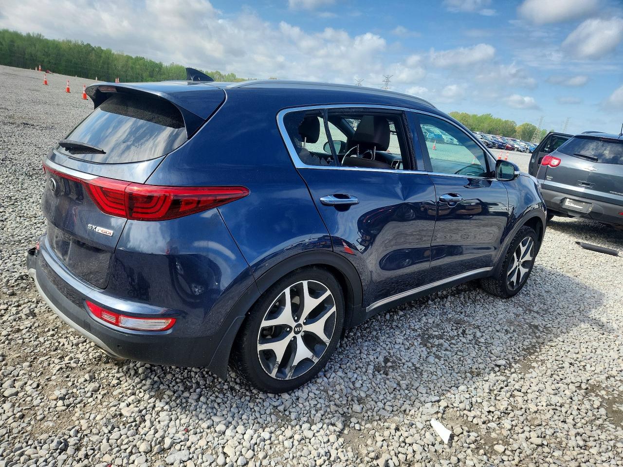 2017 KIA SPORTAGE photo 5