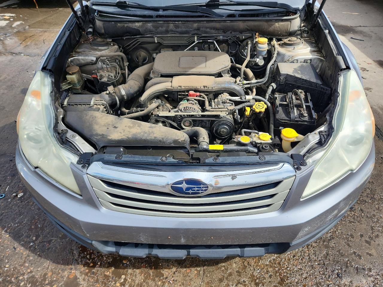2011 SUBARU OUTBACK 2.5I photo 23
