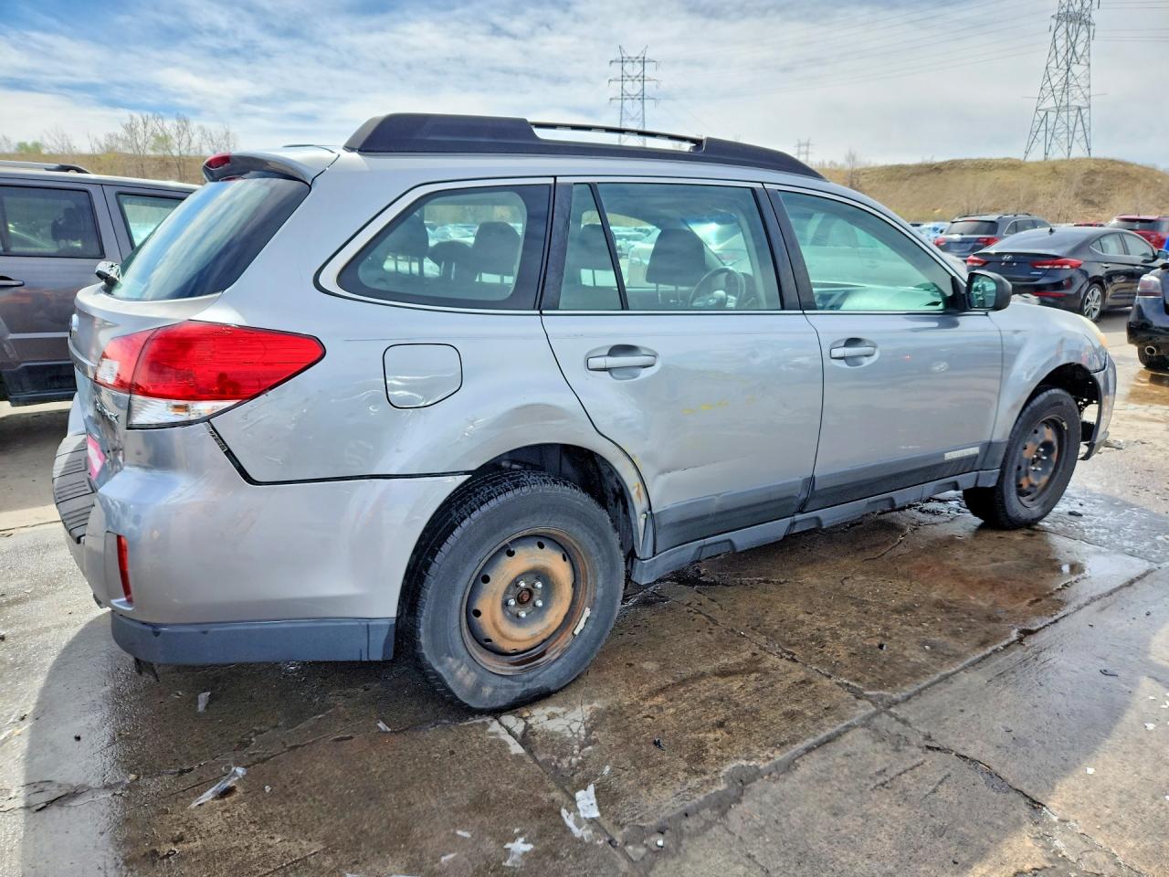 2011 SUBARU OUTBACK 2.5I photo 5