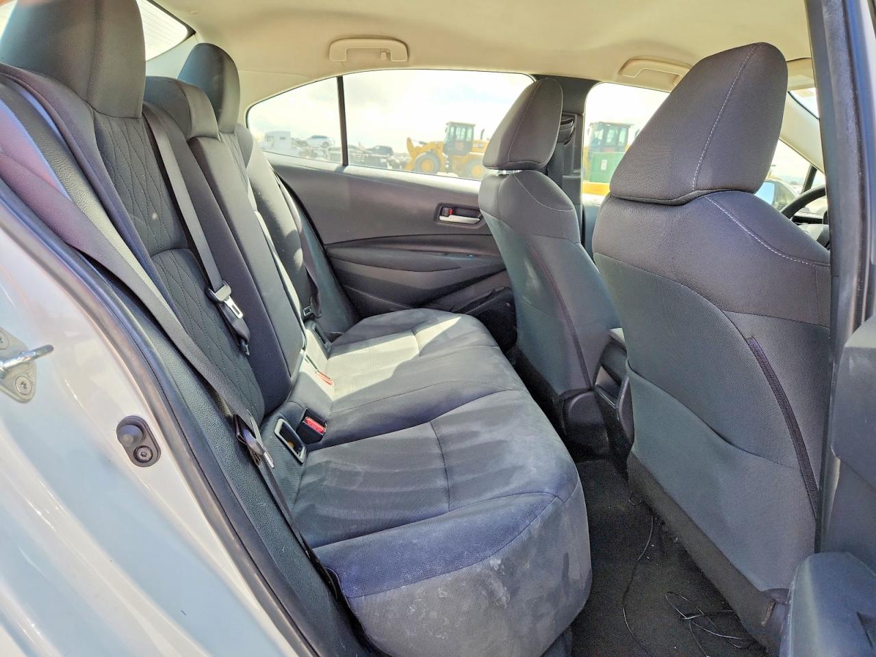 2020 TOYOTA COROLLA LE photo 19