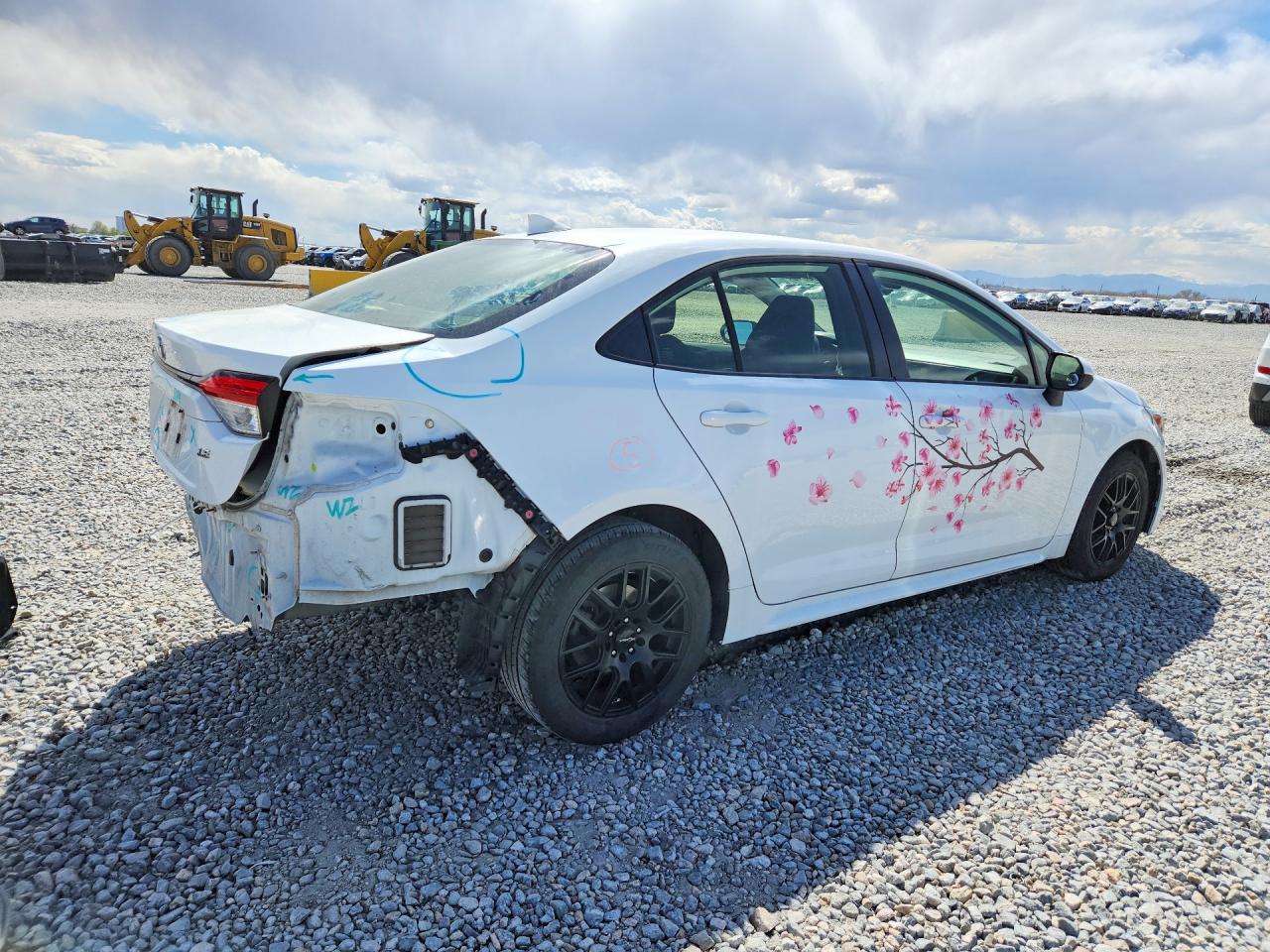 2020 TOYOTA COROLLA LE photo 5
