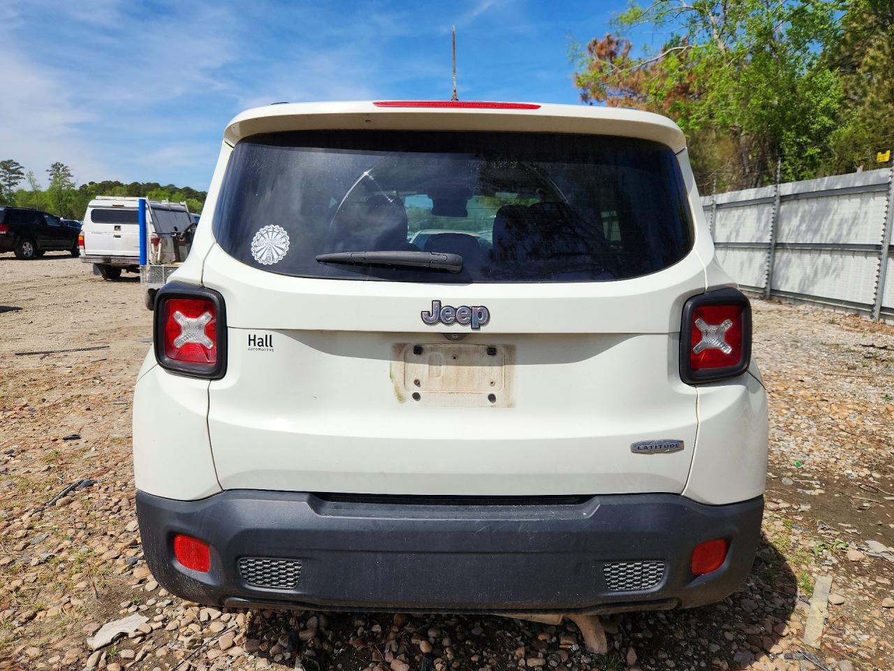 2015 JEEP RENEGADE LATITUDE photo 11