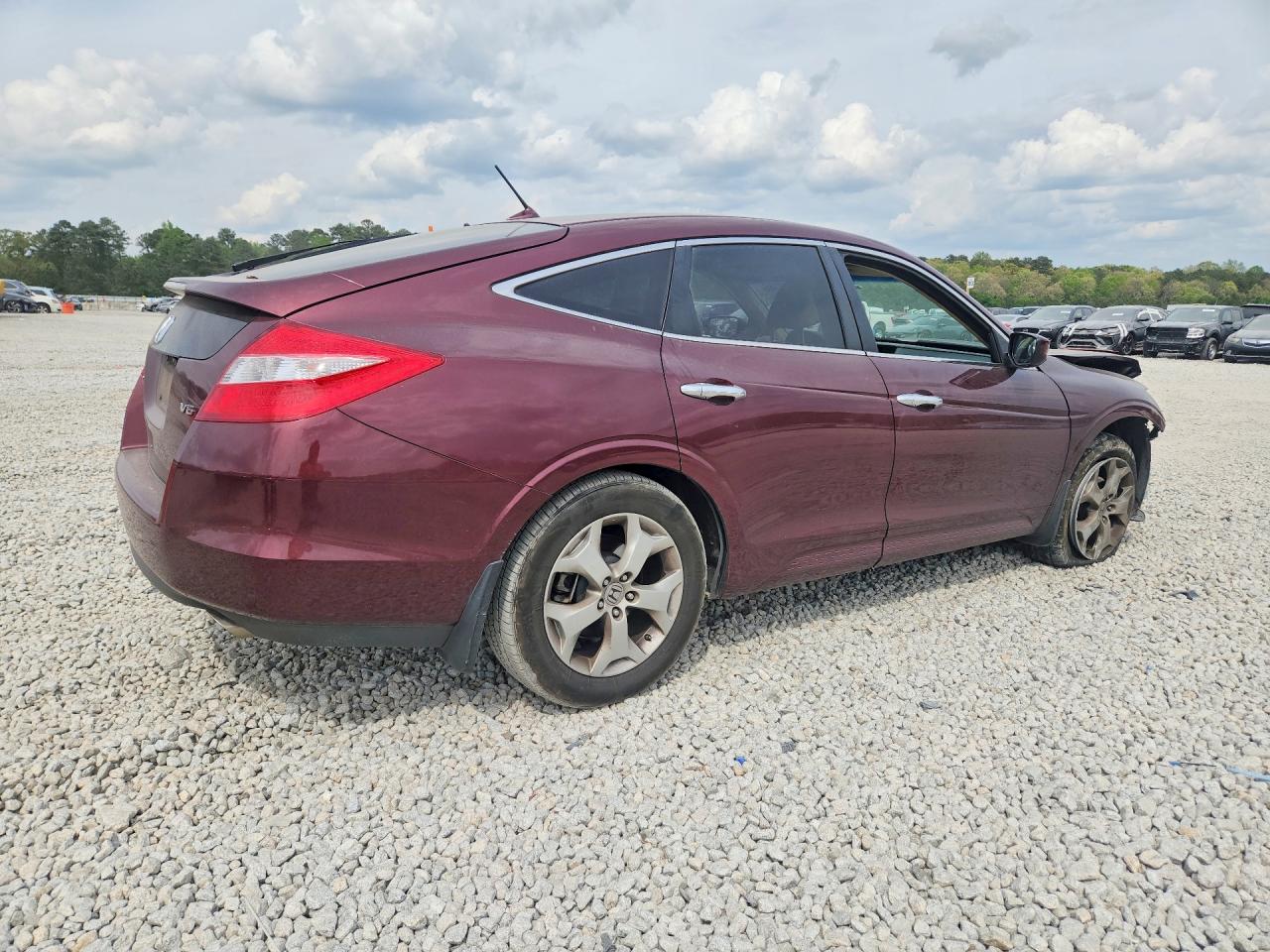 2012 HONDA CROSSTOUR EXL photo 3