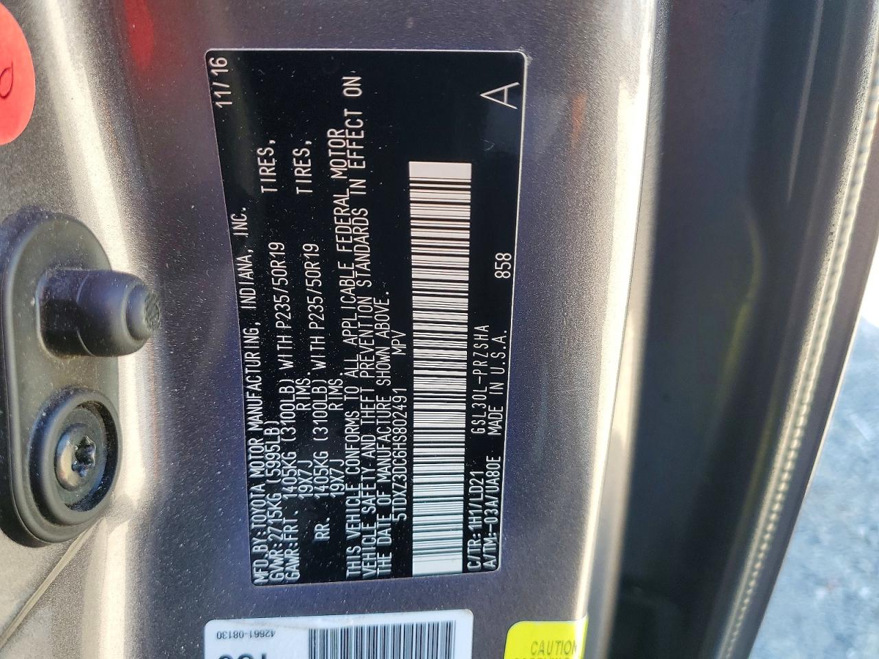 2017 TOYOTA SIENNA SE 8-PASSENGER photo 27