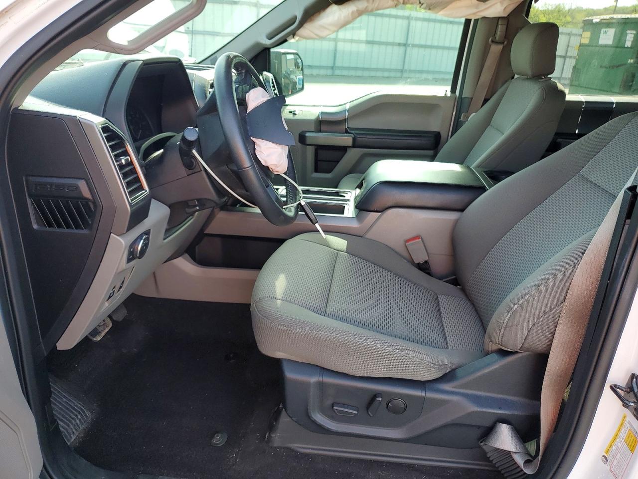 2020 FORD F150 SUPERCREW photo 13