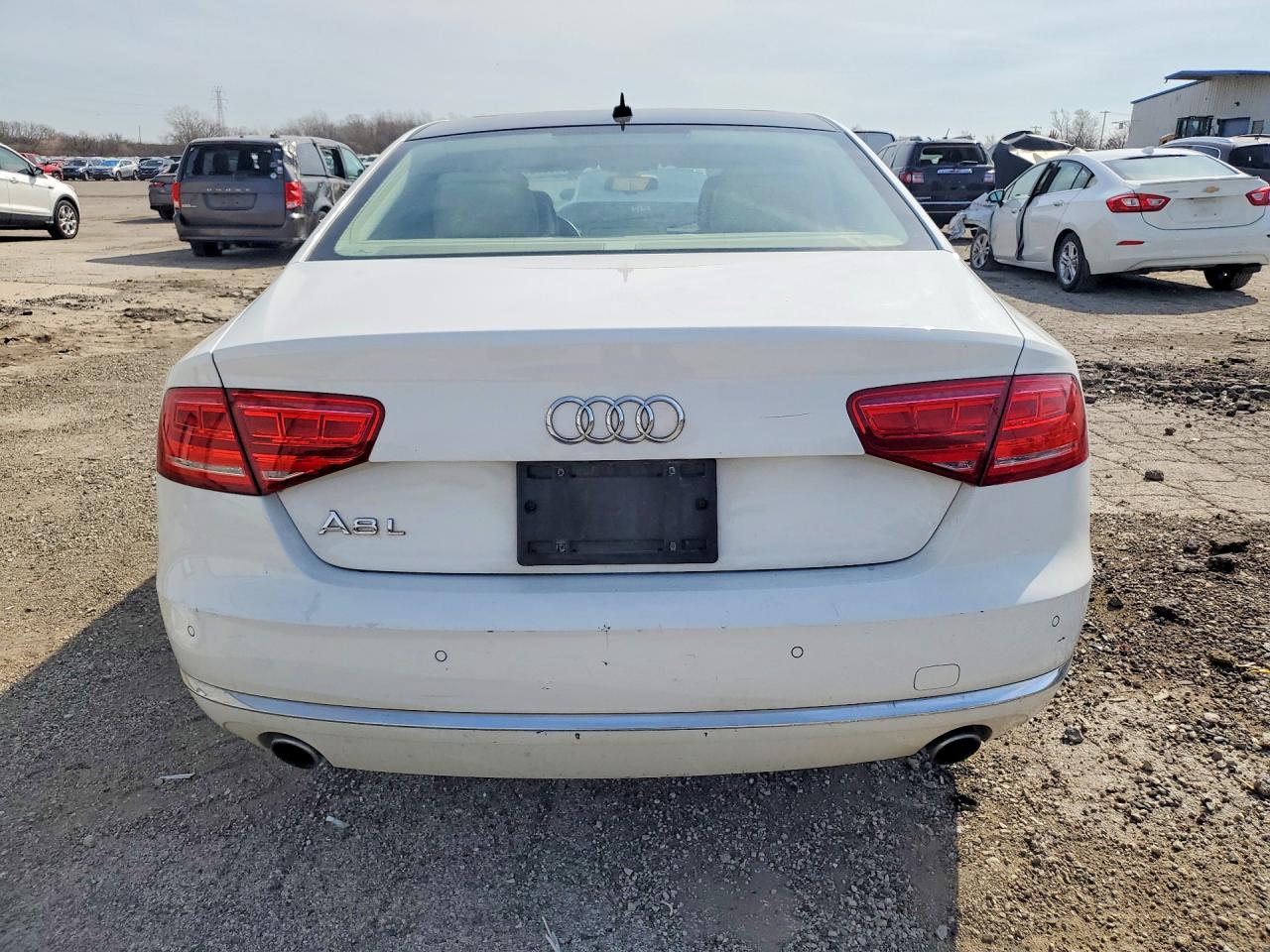 2013 AUDI A8 L QUATTRO photo 16