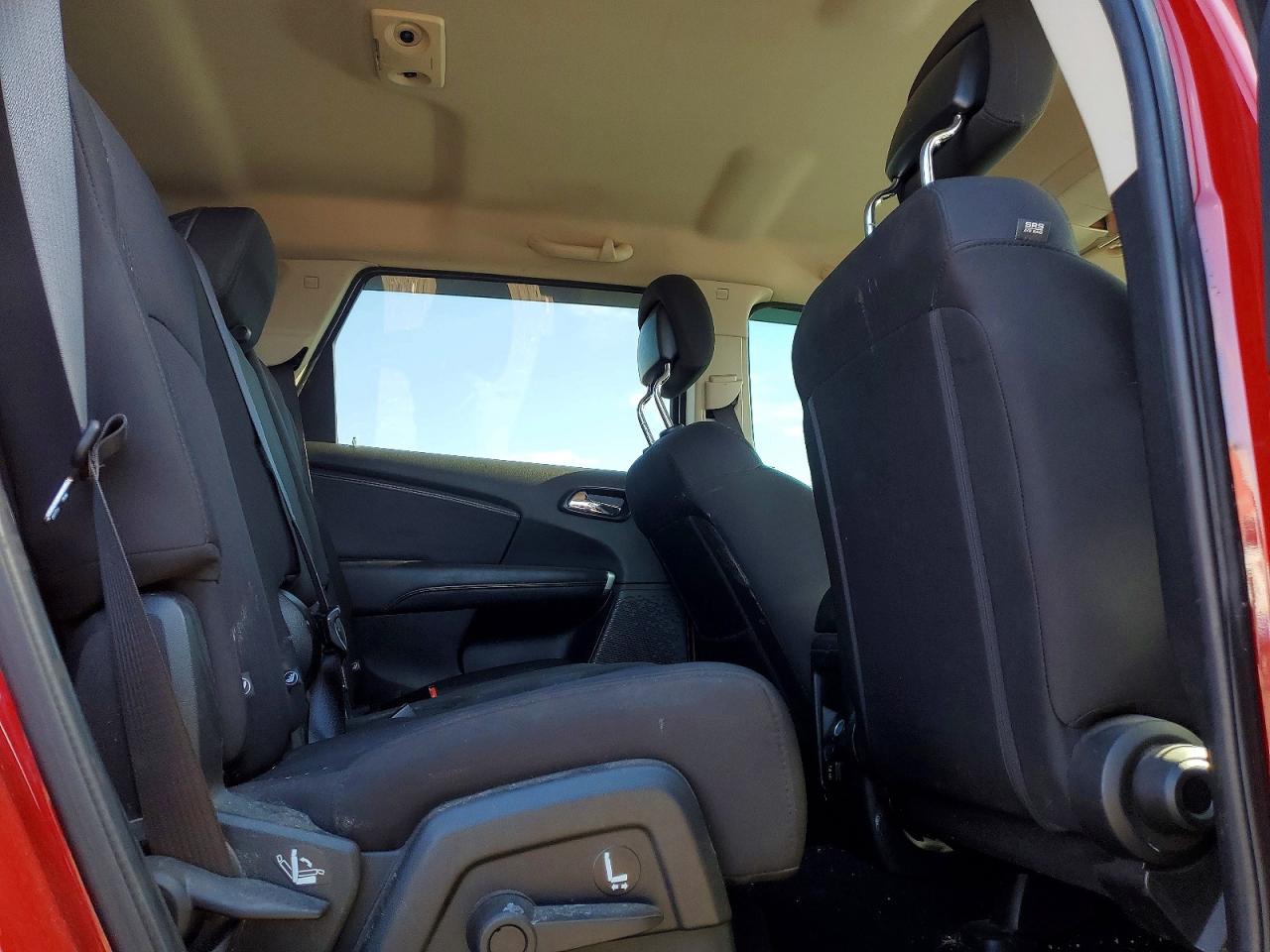 2018 DODGE JOURNEY SXT photo 31