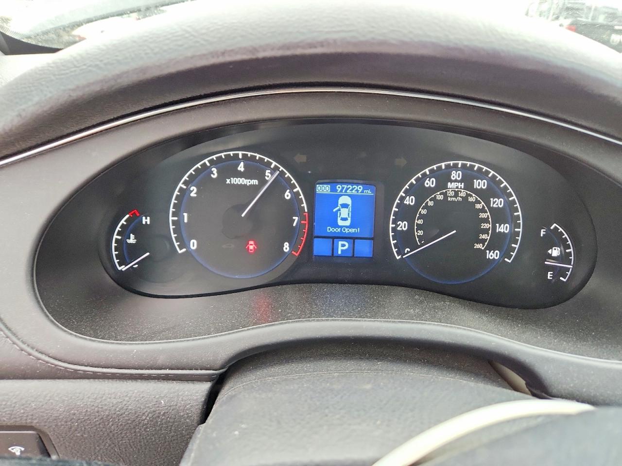 2011 HYUNDAI GENESIS 4.6L V8 photo 25