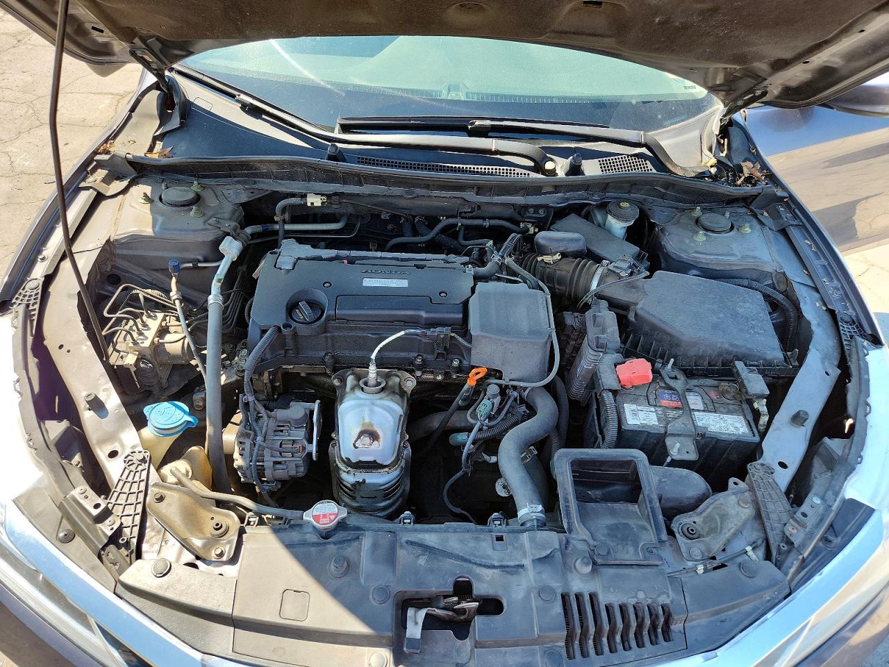 2017 HONDA ACCORD LX photo 21